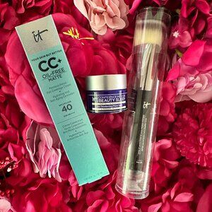 Lot of 3 It Cosmetics Items: FULL SIZE CC Cream, No. 22 brush & .47 Pillow Cream